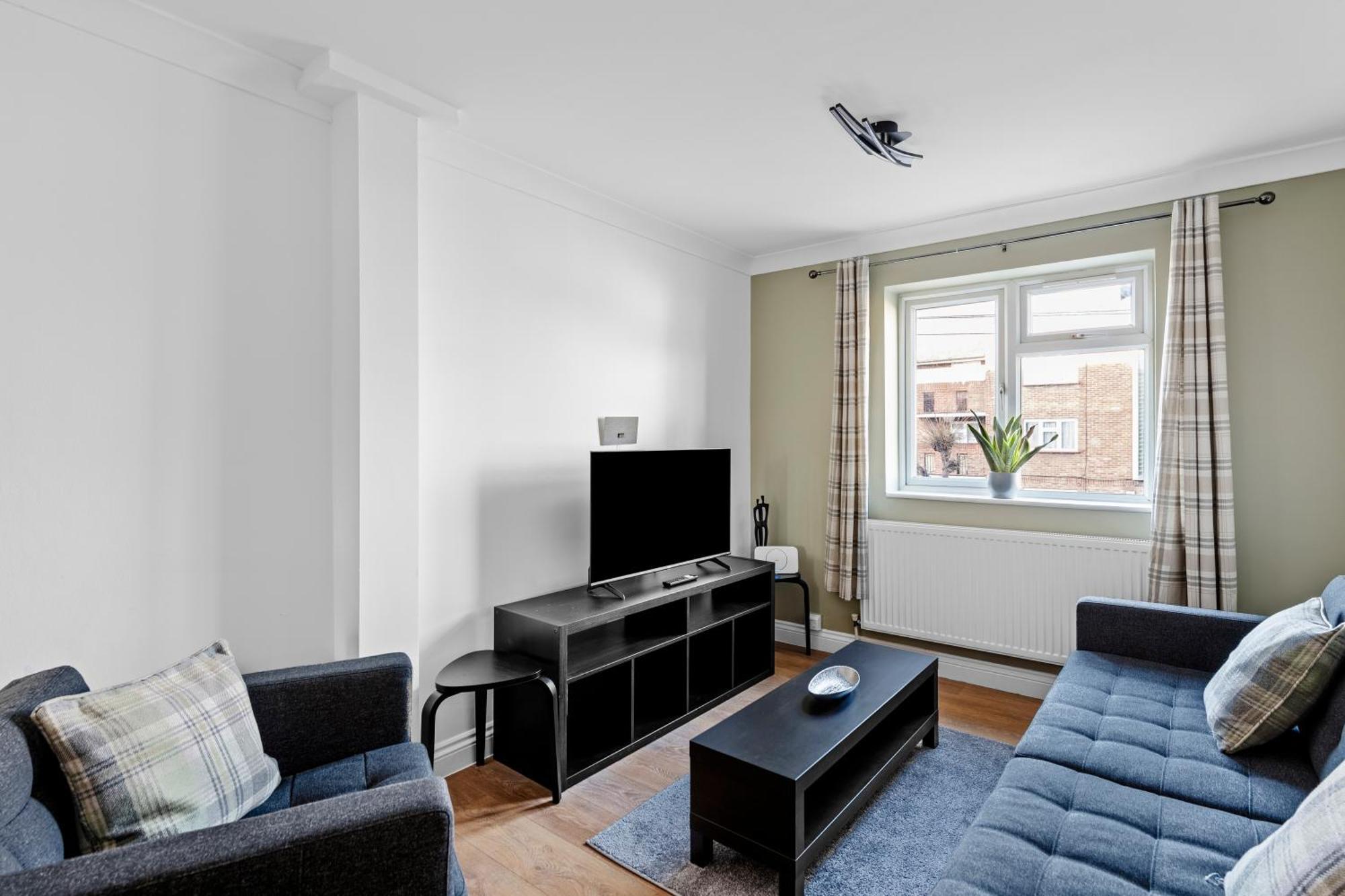 Cosy 2 Bedroom Flat In East Ham, Close To Excel Londra Dış mekan fotoğraf